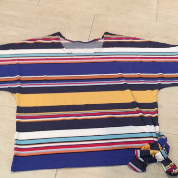 Side tie striped top - Picture 1 of 2